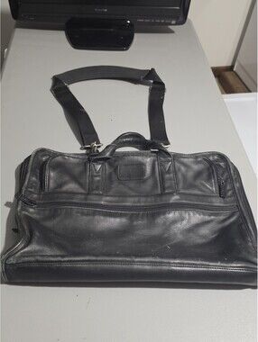 Tumi Limited Edition Black Leather Messenger Travel Laptop Bag W Shoulder Strap